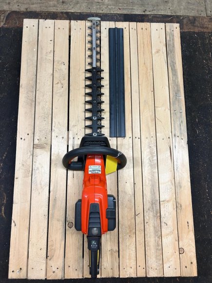 Husqvarna 520iHD60 battery hedge trimmer