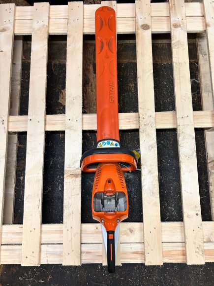 EX-DEMO Stihl HSA 94 / 30" Battery Hedge Trimmer