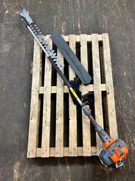 BRAND NEW HUSQVARNA 525HE4 PETROL LONG-REACH HEDGE TRIMMER