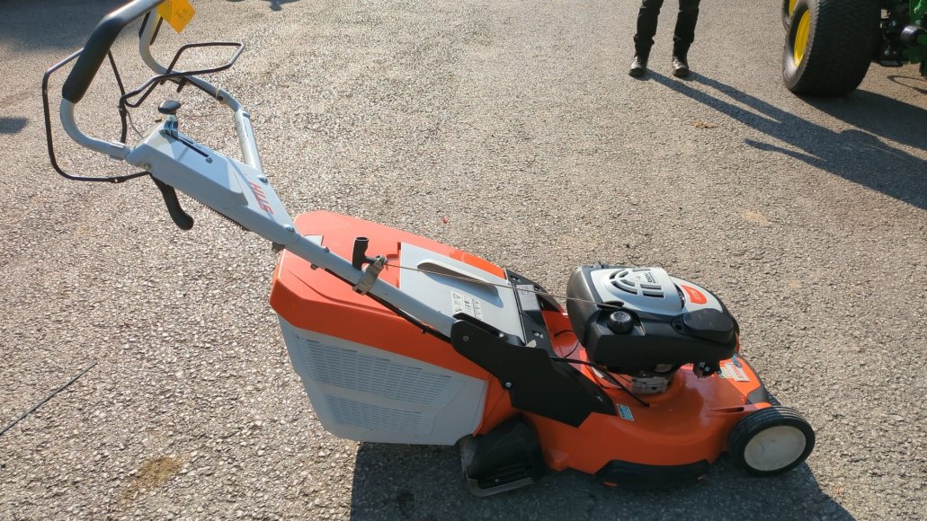 Stihl RM 655 RS Petrol Mower