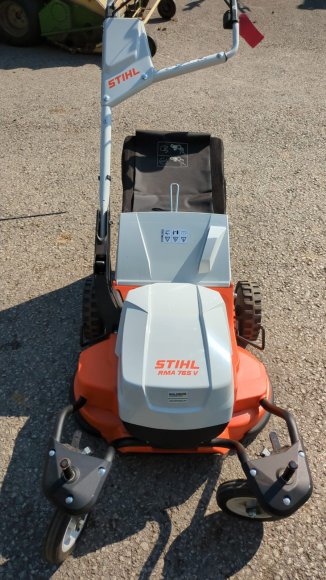 Stihl RMA 765 V Battery Mower - Ex Demo