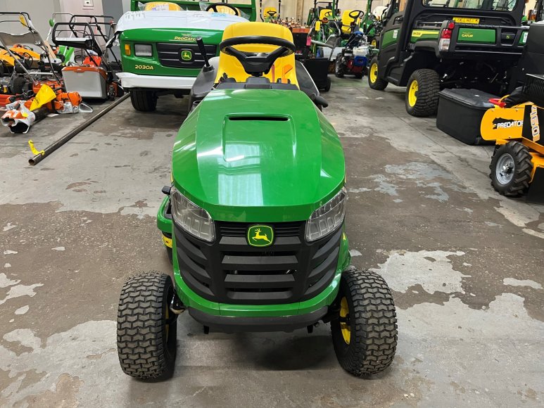 John Deere X147R Ride On Mower